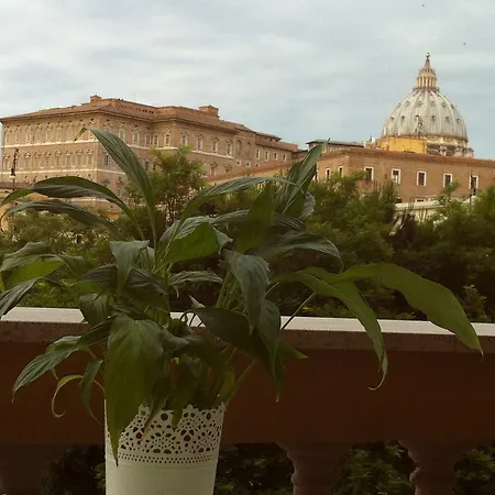 Un Caffe Sul Balcone 1