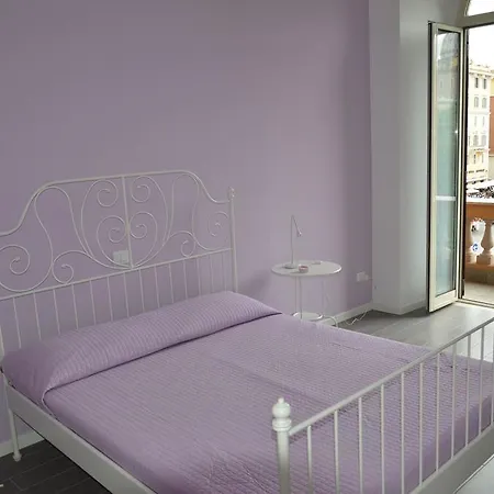 Un Caffe Sul Balcone 1